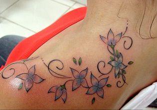 feminine-flowers-tattoo